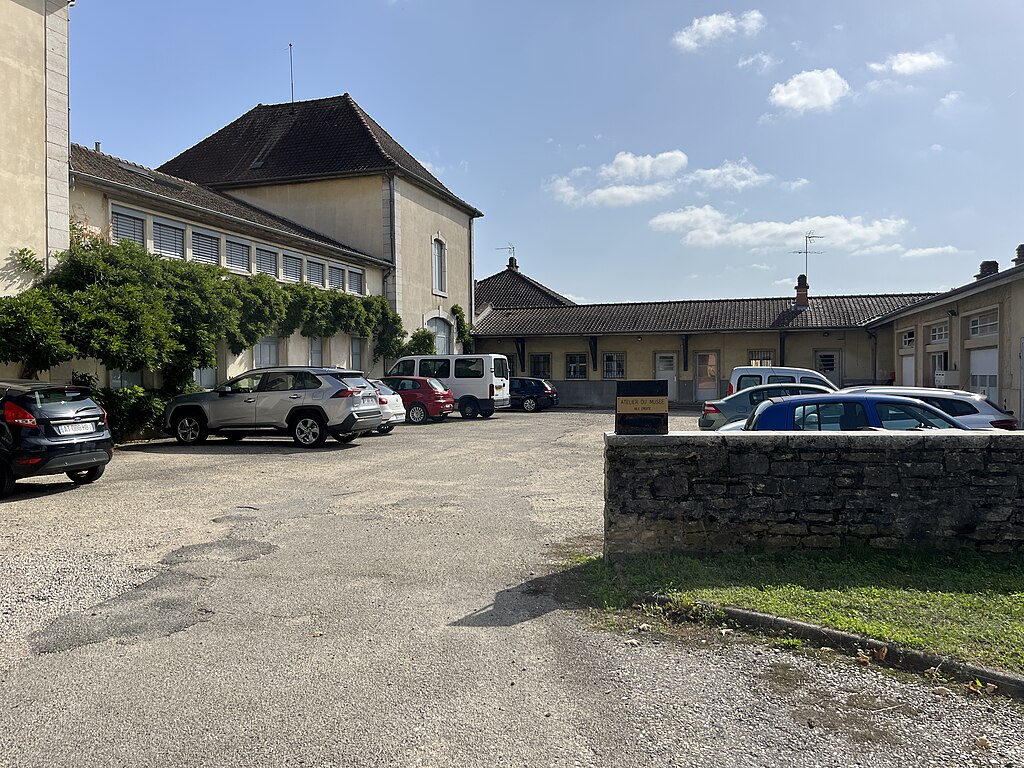 Monte escalier Bourg-en-Bresse