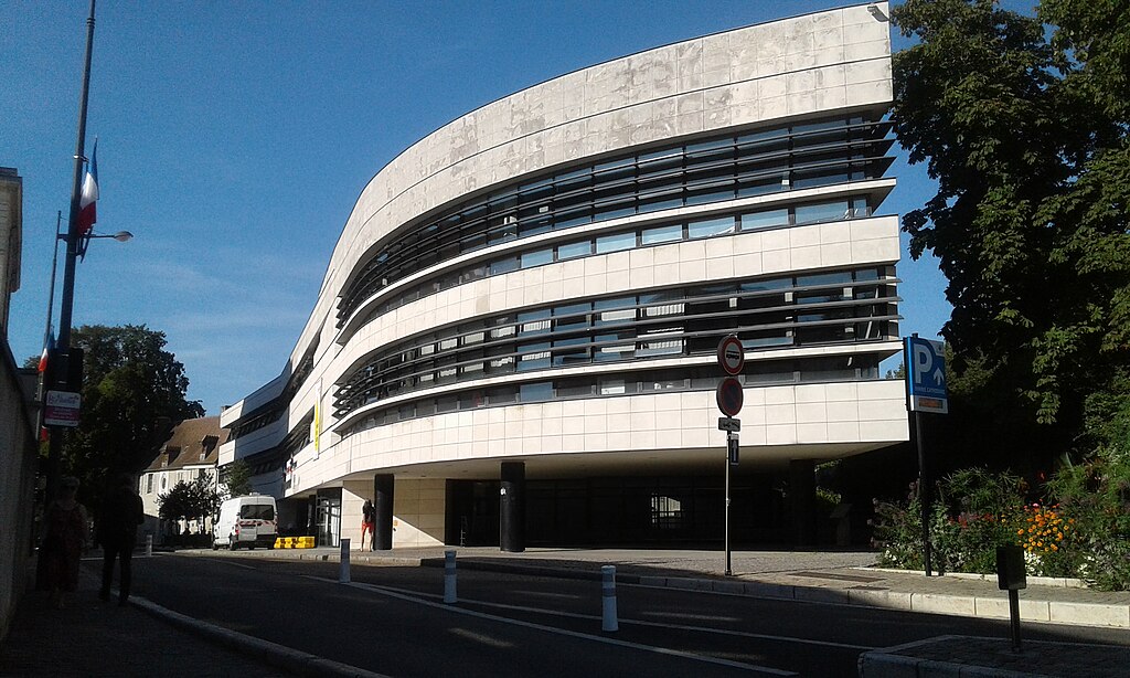 Monte escalier Bourges