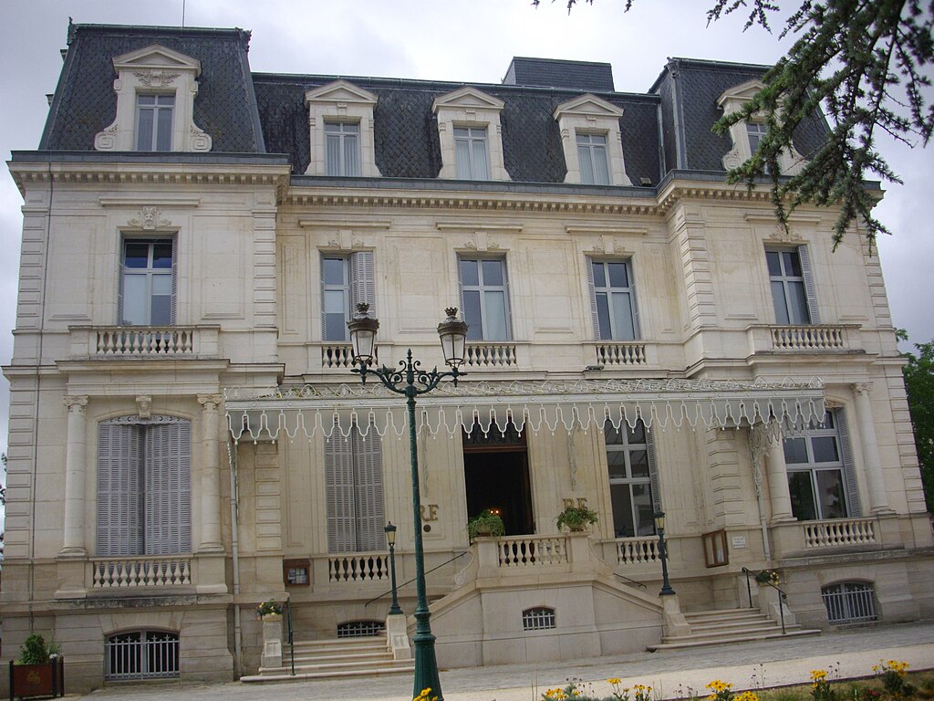 Monte escalier Romorantin-Lanthenay