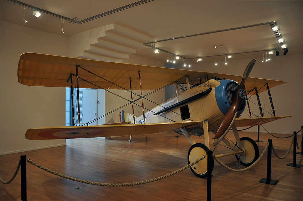 Monte escalier Cambrai