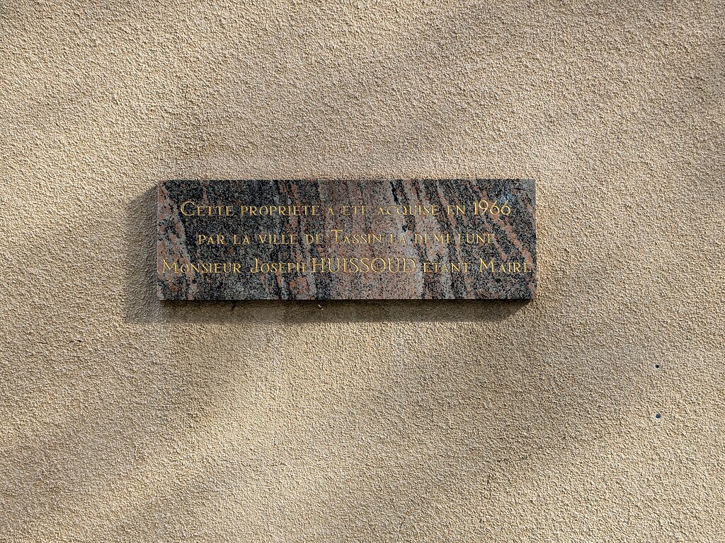 Monte escalier Tassin-la-Demi-Lune