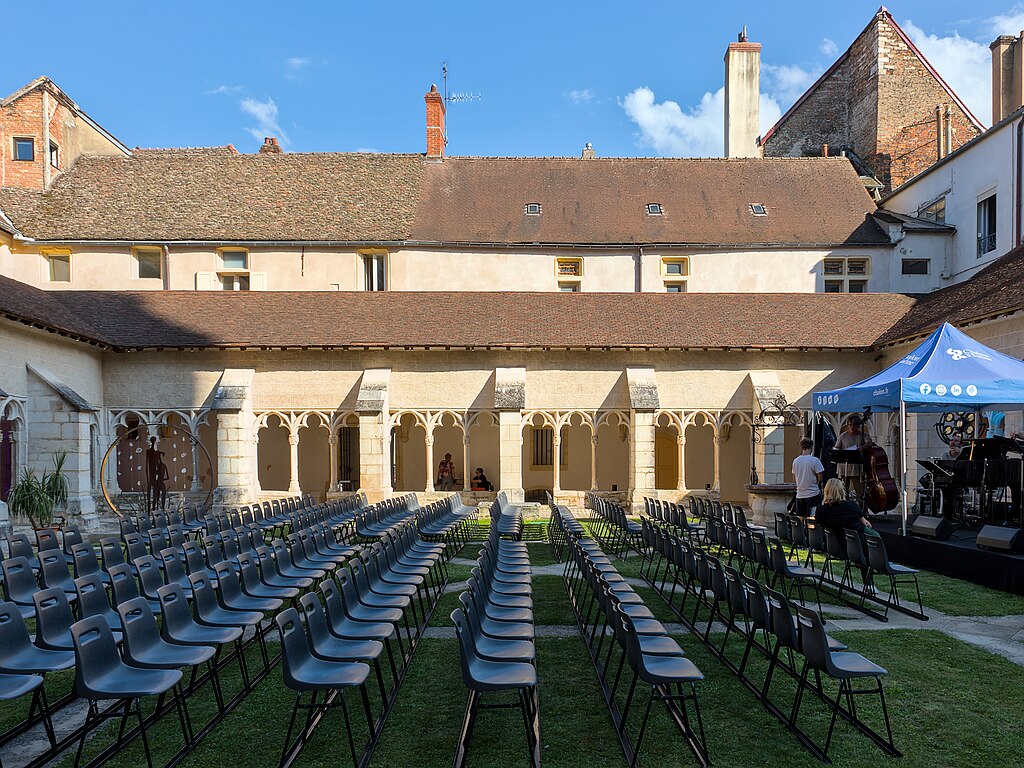 Monte escalier Chalon-sur-Saône