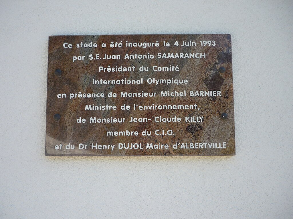 Monte escalier Albertville