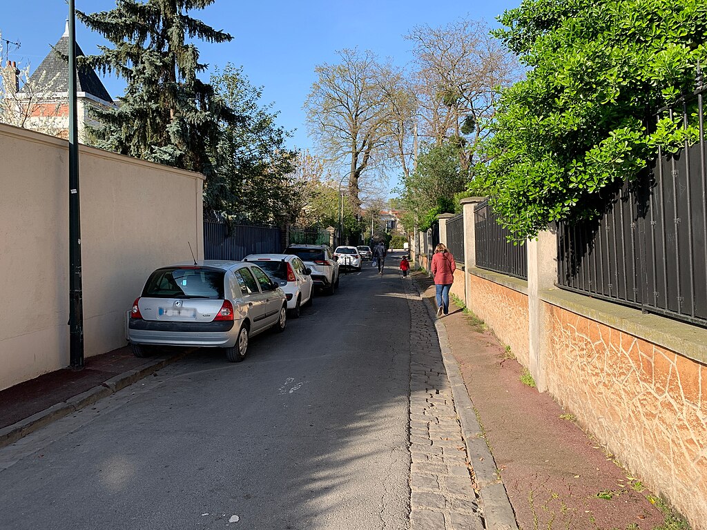 Monte escalier Le Raincy