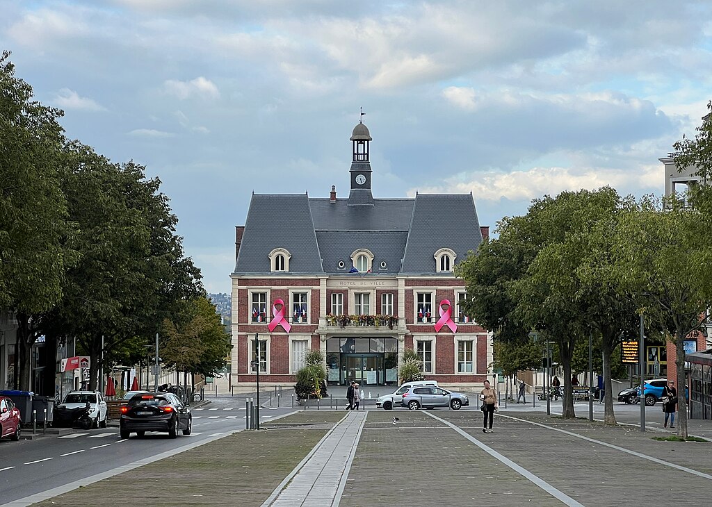 Monte escalier Noisy-le-Grand