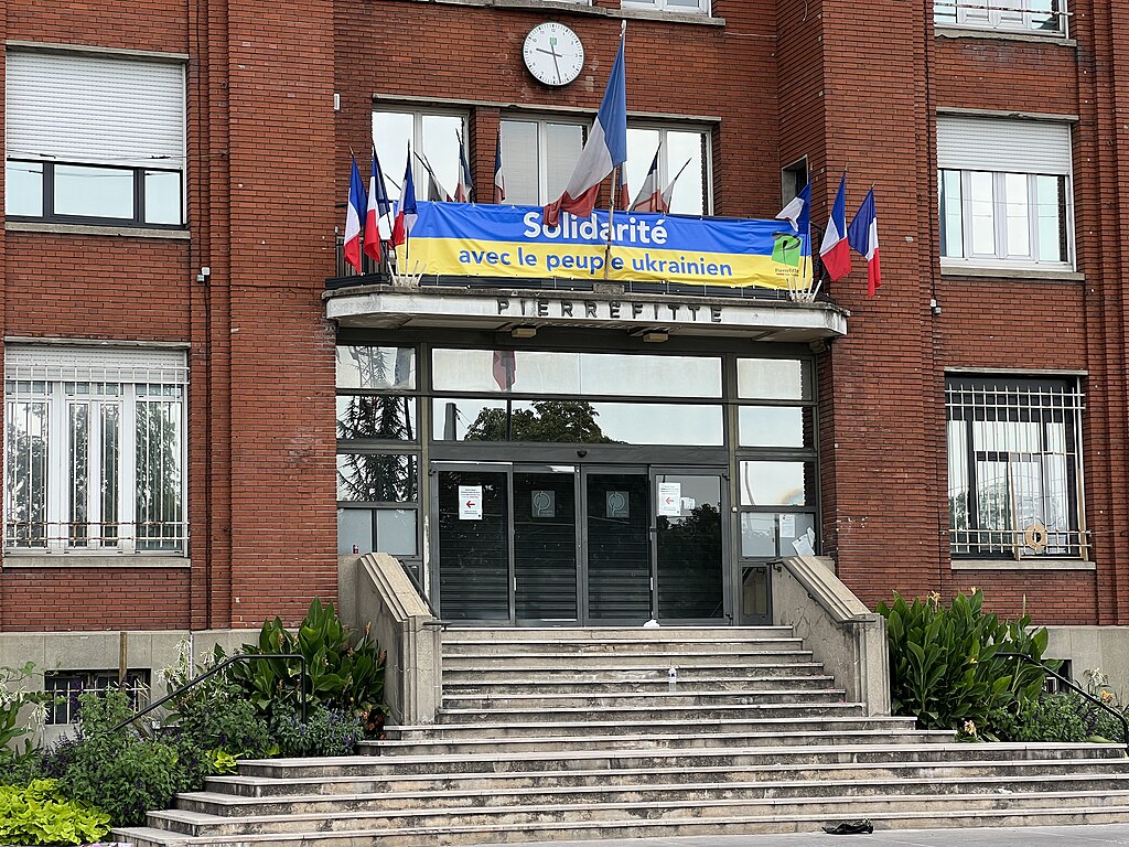 Monte escalier Pierrefitte-sur-Seine