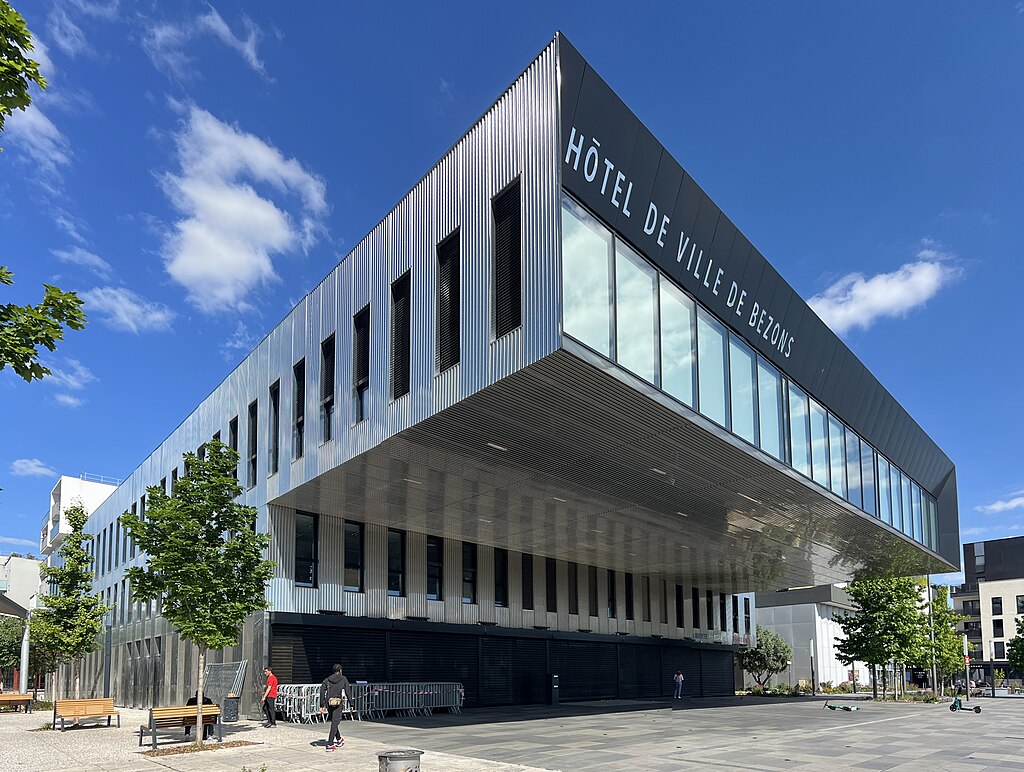 Monte escalier Bezons