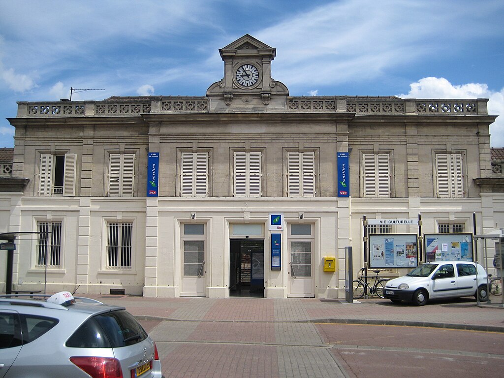 Monte escalier Sannois