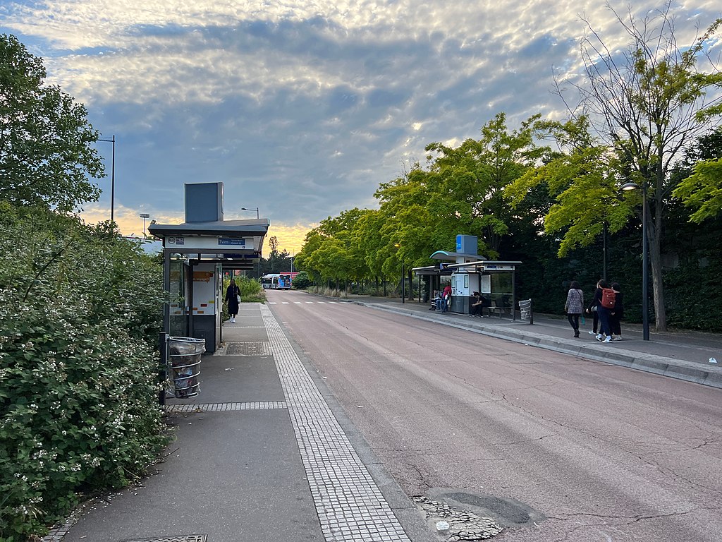 Monte escalier Chevilly-Larue