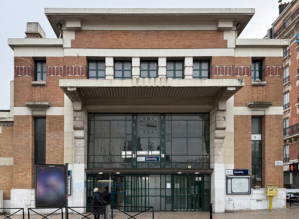 Monte escalier Gentilly