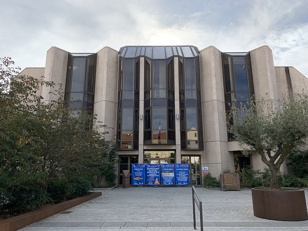 Monte escalier Thiais